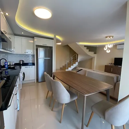 Four-bedroom By The Sea Daire *